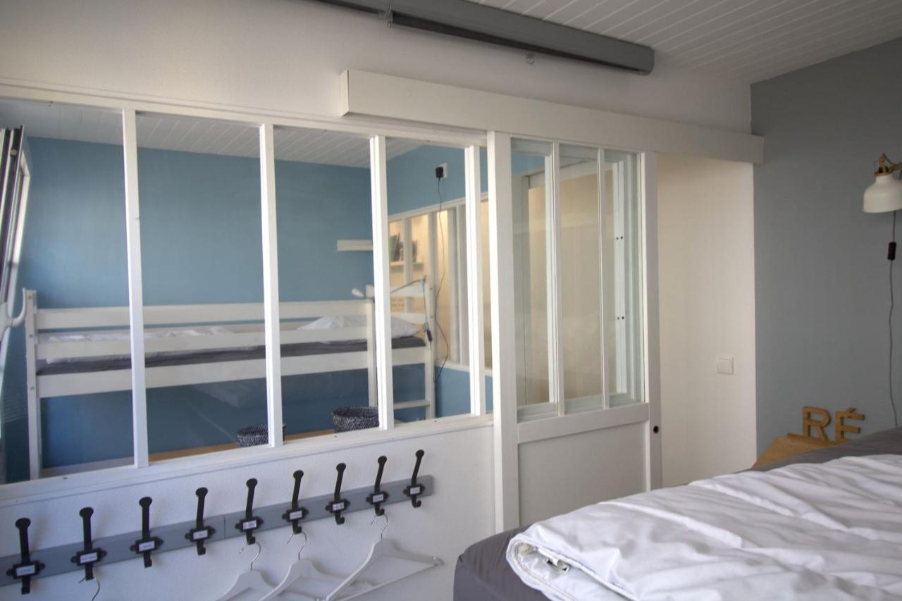 Cosy Apartment In The Center Of La Flotte Exterior photo